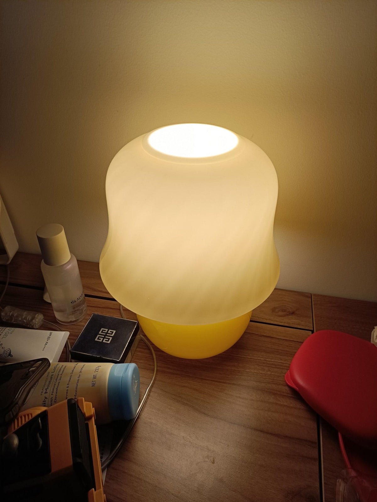 Holg ceramiczna lampa stołowa