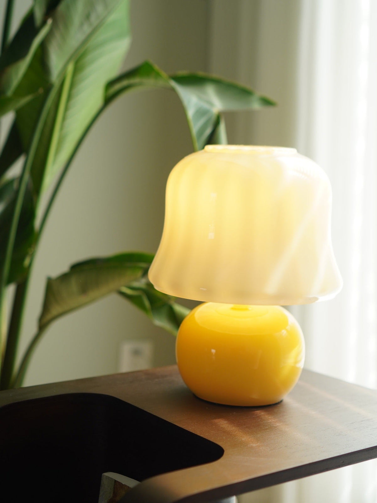 Holg ceramiczna lampa stołowa