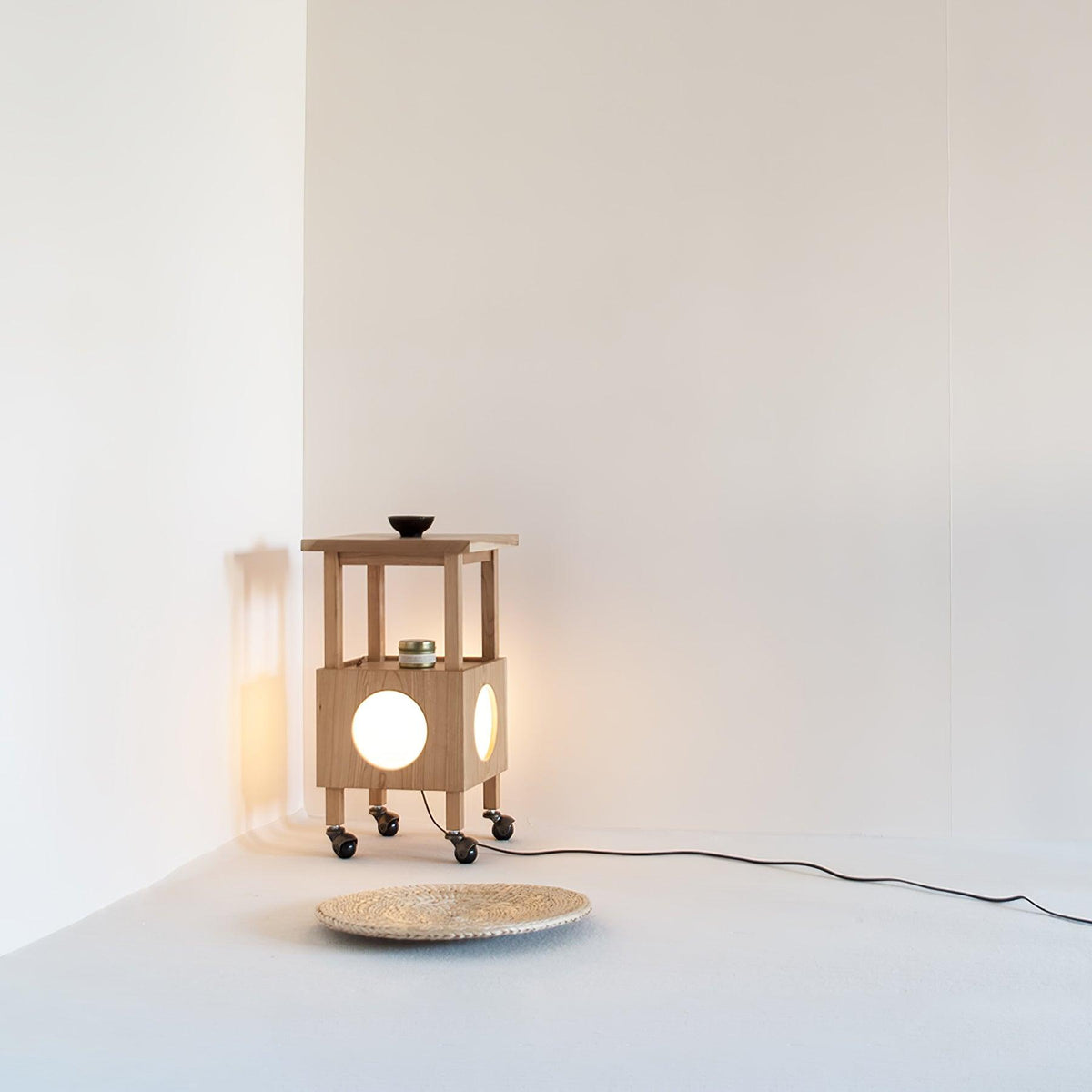 Selalira mobilna lampa stołowa Cubby