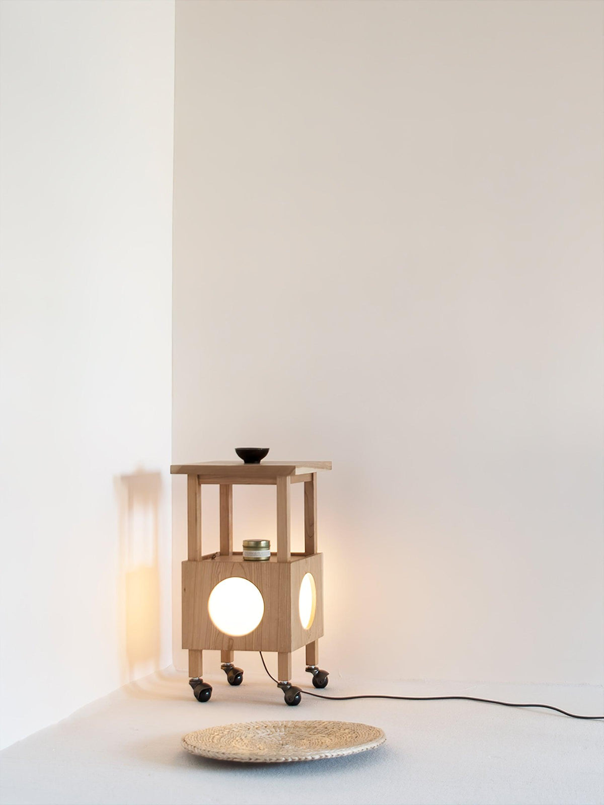 Selalira mobilna lampa stołowa Cubby