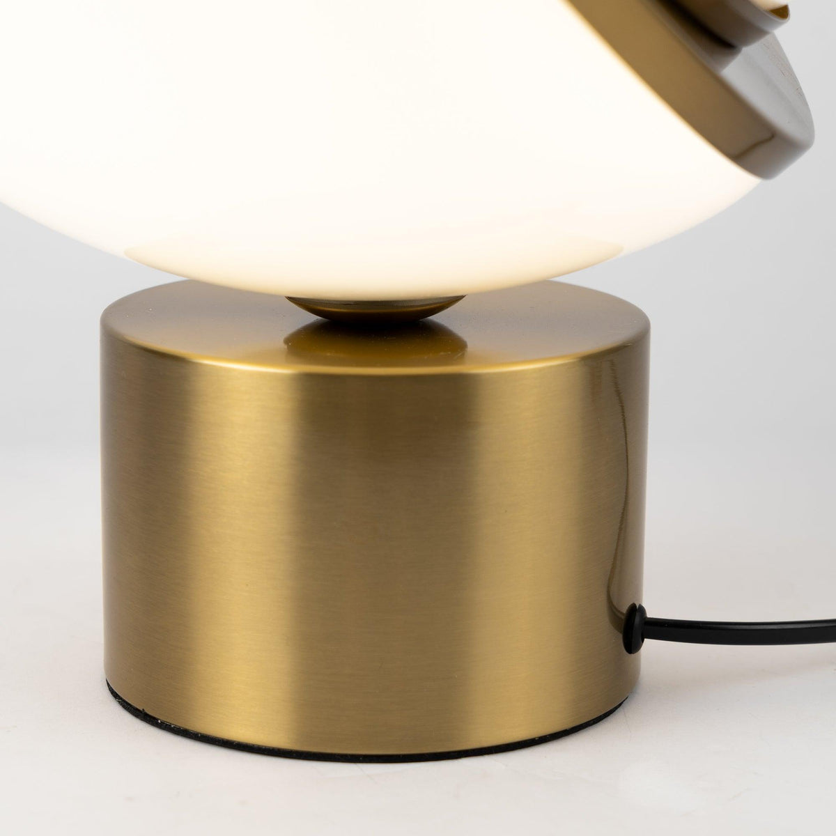 Solaria lampa stołowa futurystyczna