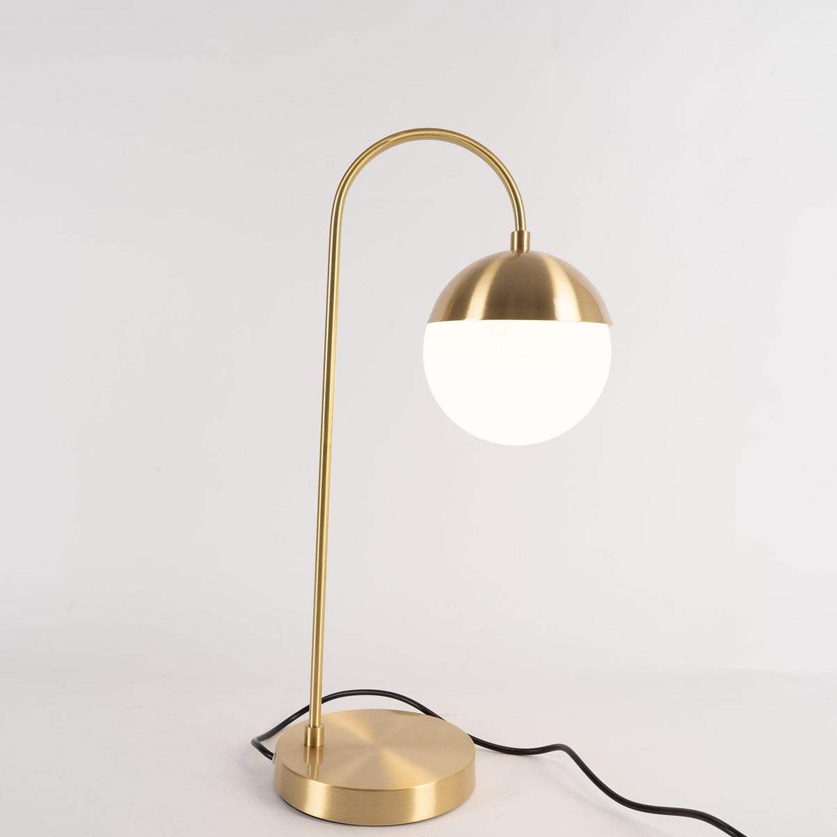 Irenas lampa stołowa w stylu luxury