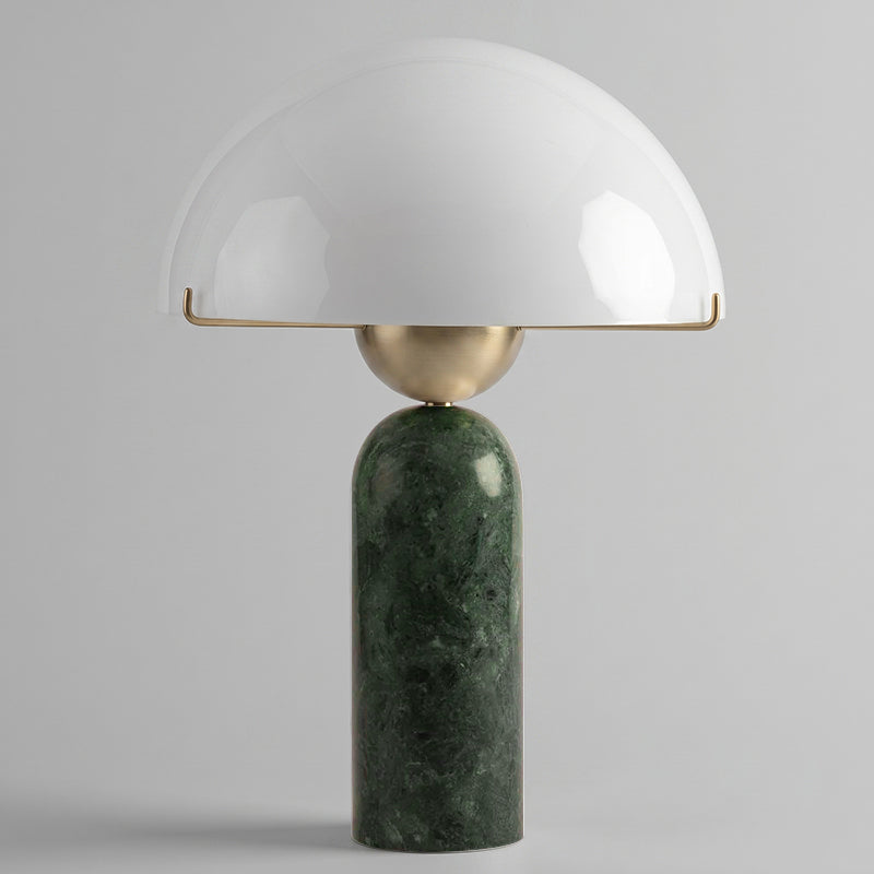 Nerarena lampa stołowa z marmuru