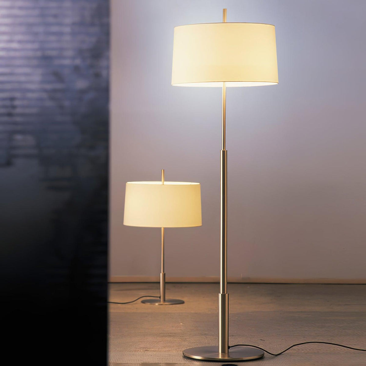 Lioreia lampa stołowa