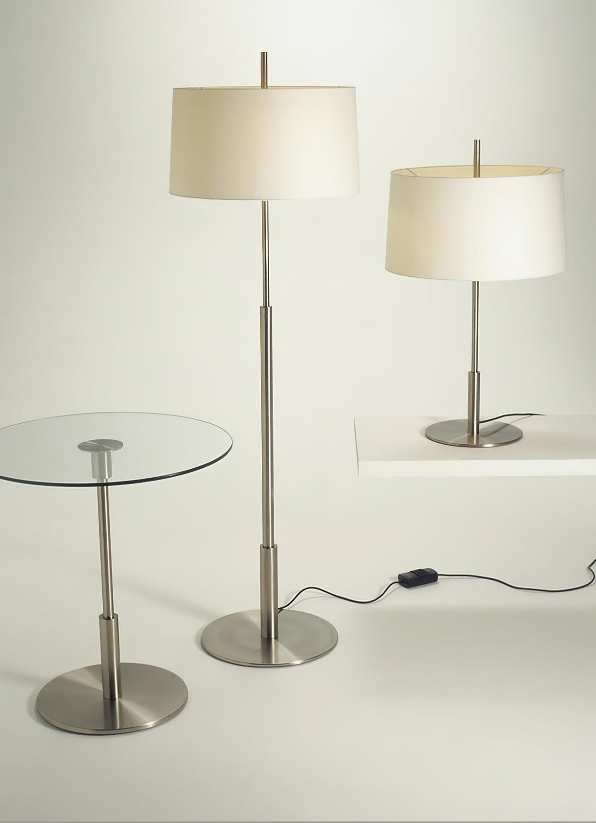Lioreia lampa stołowa