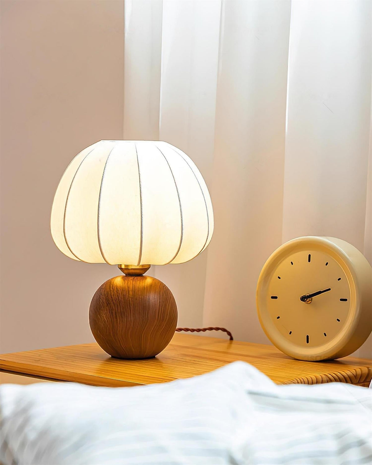 Mochy lampa stołowa