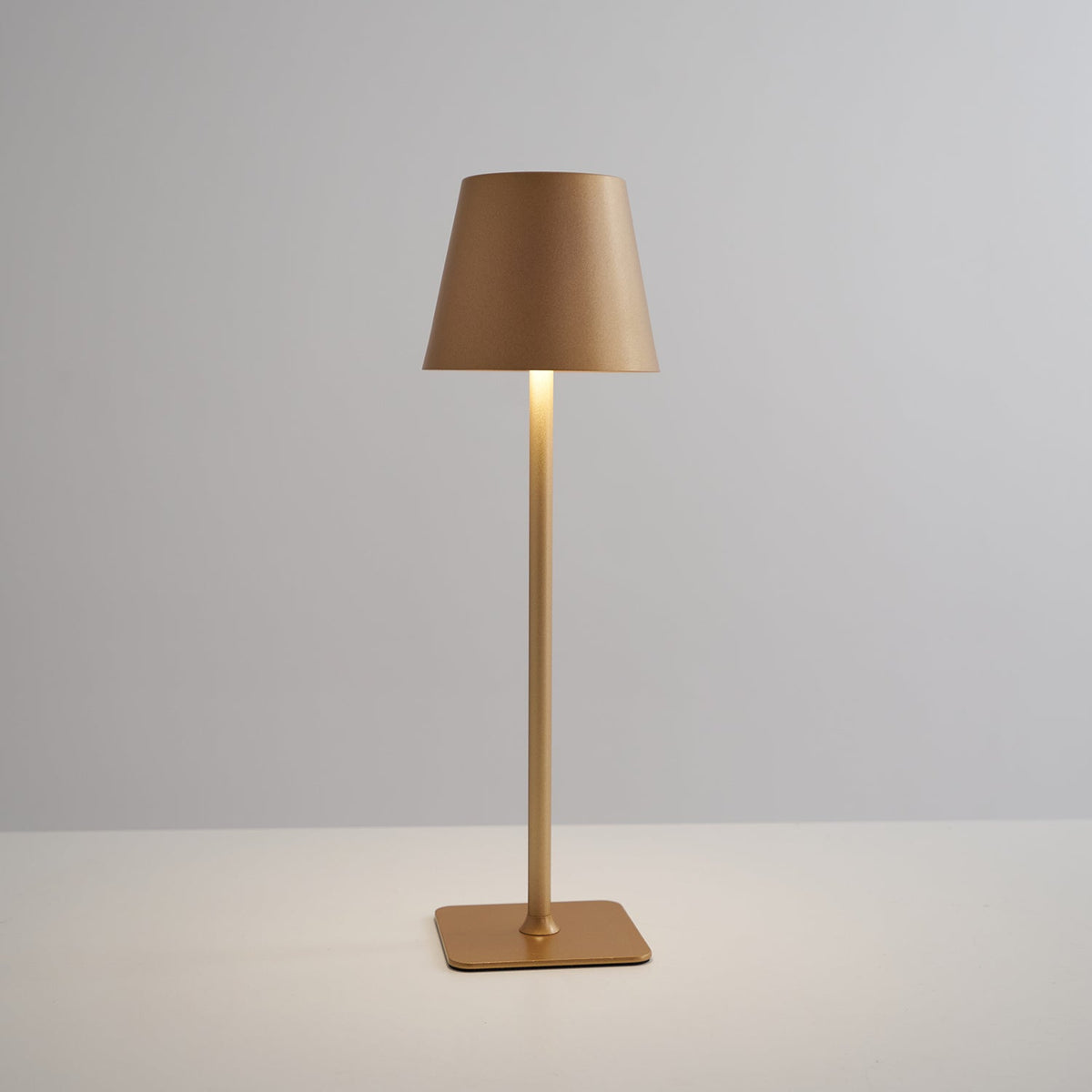 Viraorelia lampa stołowa