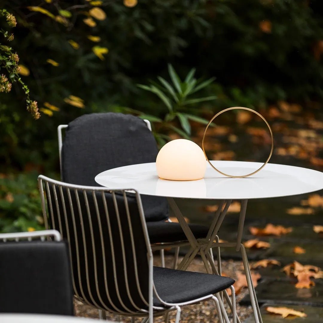 Cooper minimalistyczna lampa stołowa