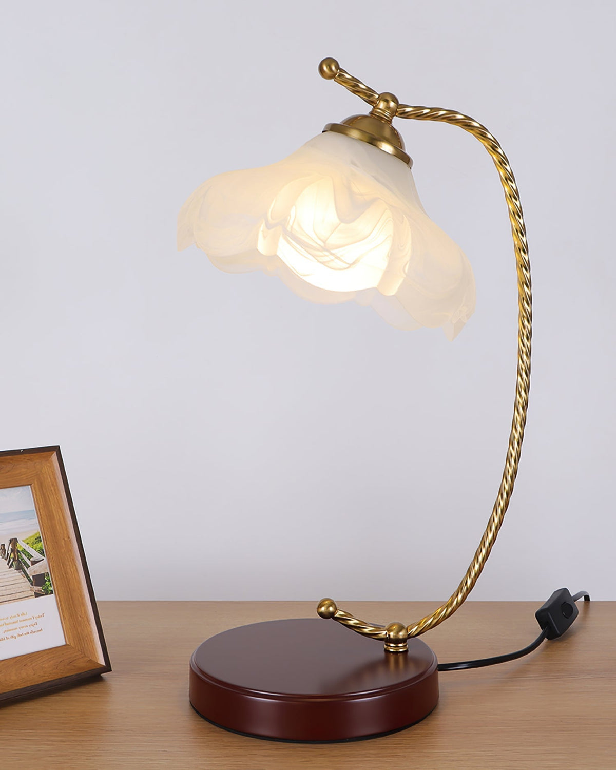 Kostor lampa stołowa