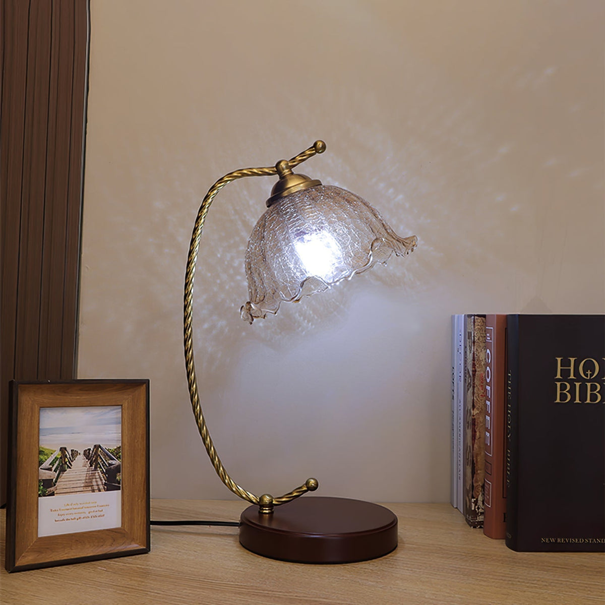 Kostor lampa stołowa
