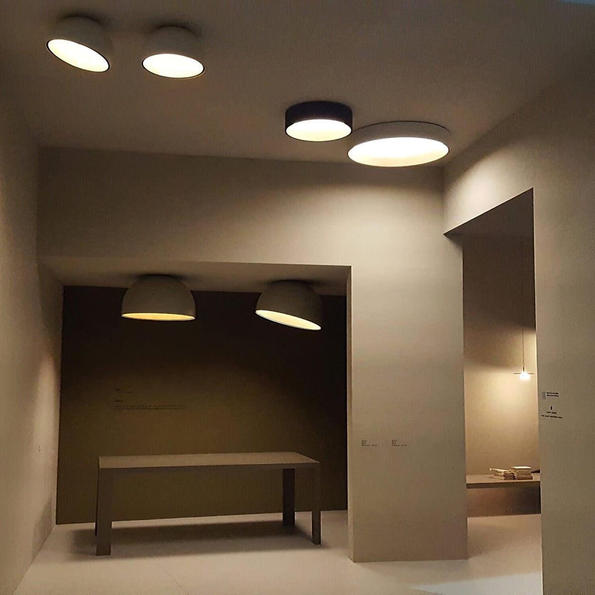 Flanel lampa sufitowa kopuła drewno wewnątrz ciepła nowoczesna minimalistyczna salon | Cielum