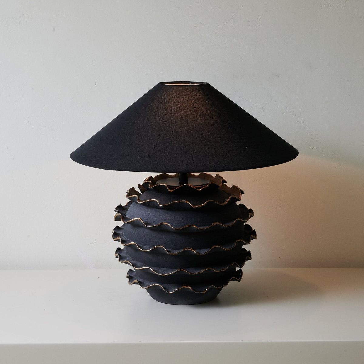 Chris nowoczesna lampa stołowa z ceramiki