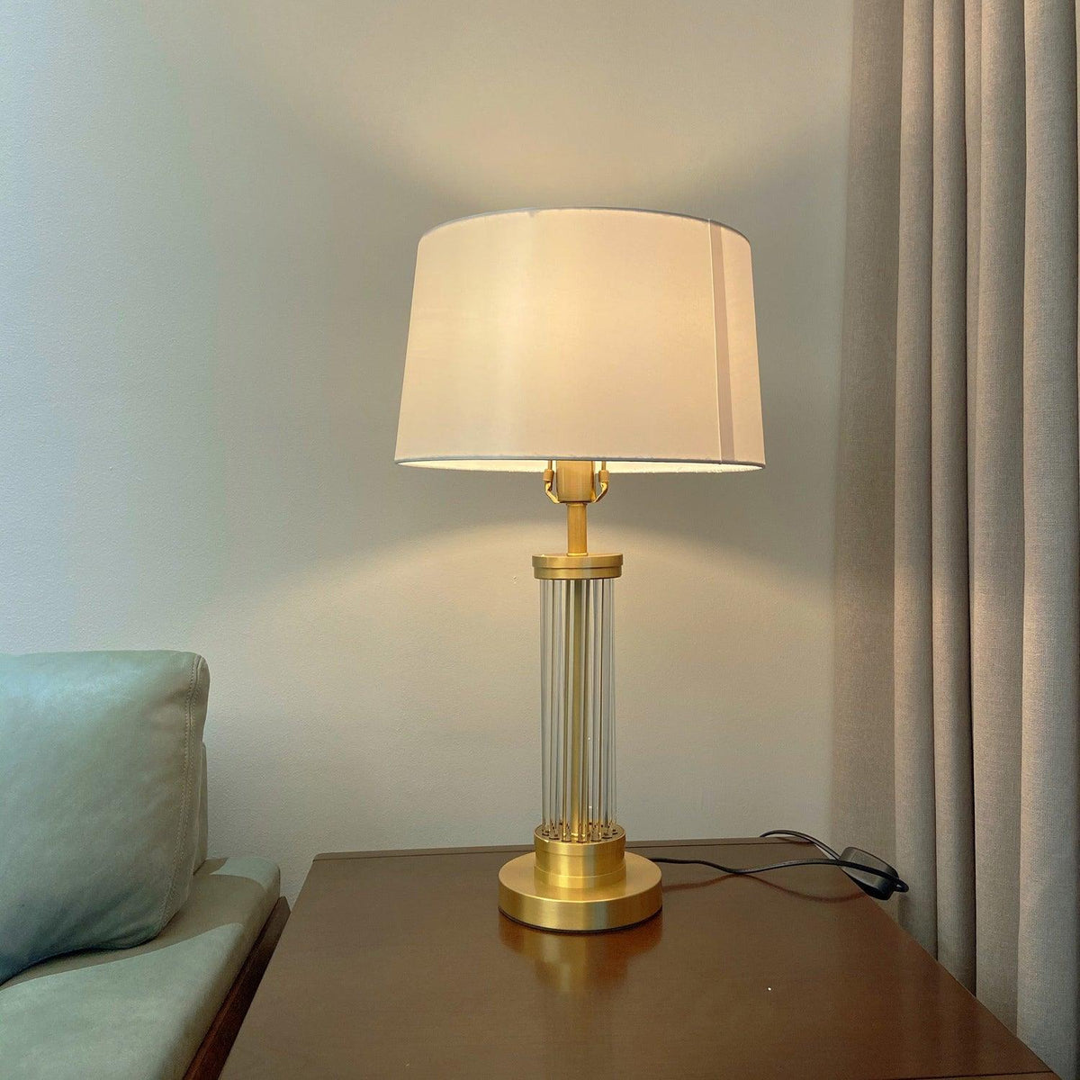 Leloz lampa stołowa z płótna