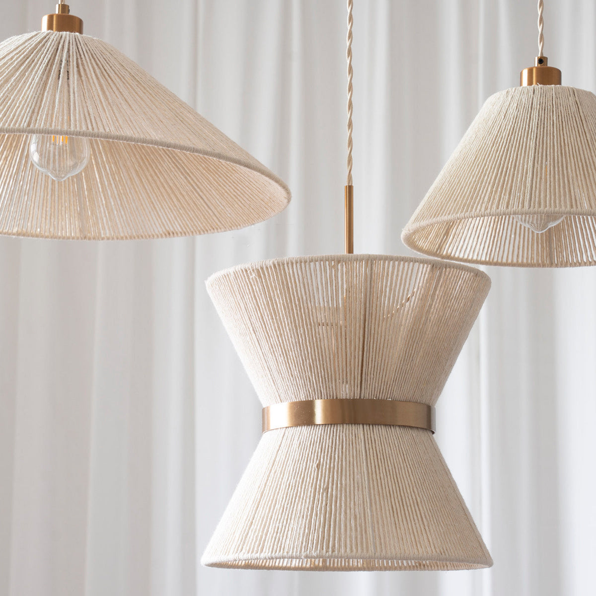 Aldenaya wisząca lampa drewniana