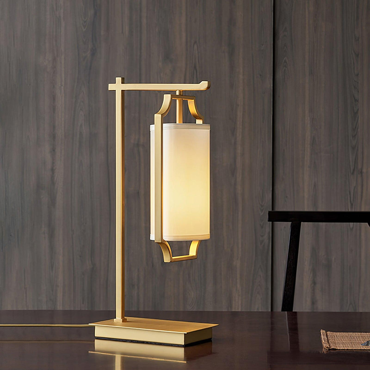 Lineraine Classic lampa stołowa ze szkła