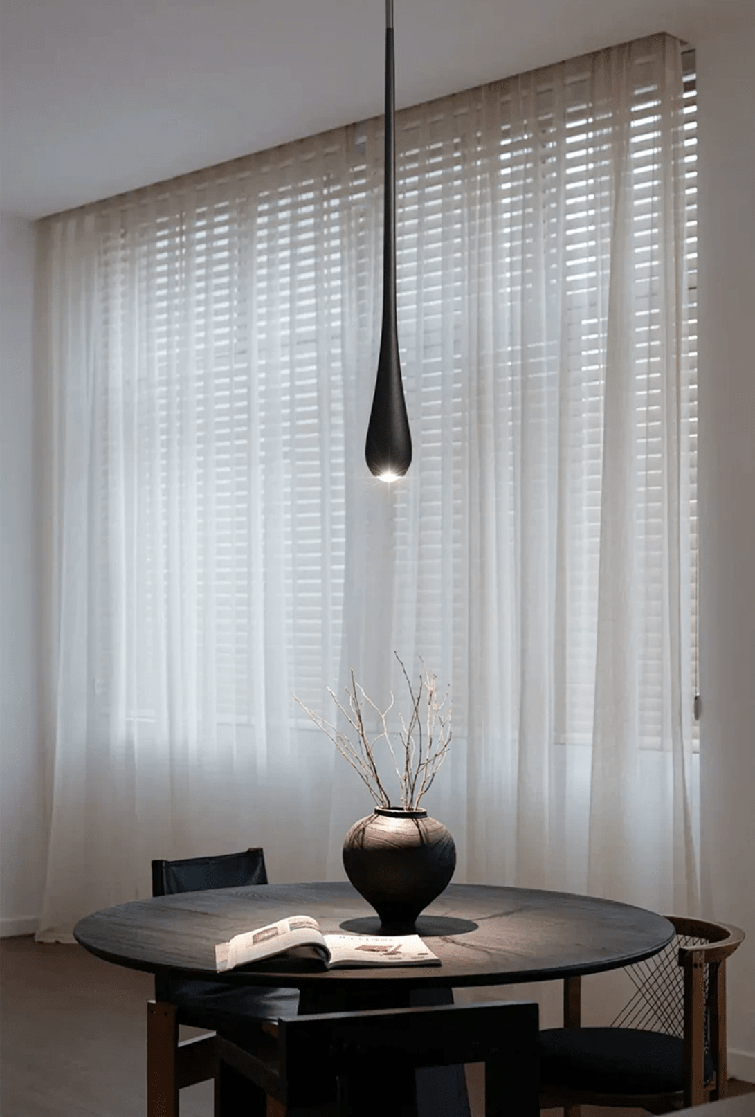 Sylvaelle wisząca lampa w kształcie łezki z drewna