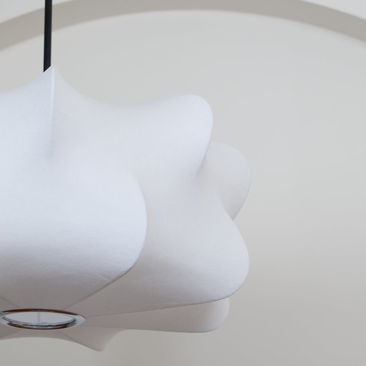 Pino lampa wisząca w stylu Cocoon