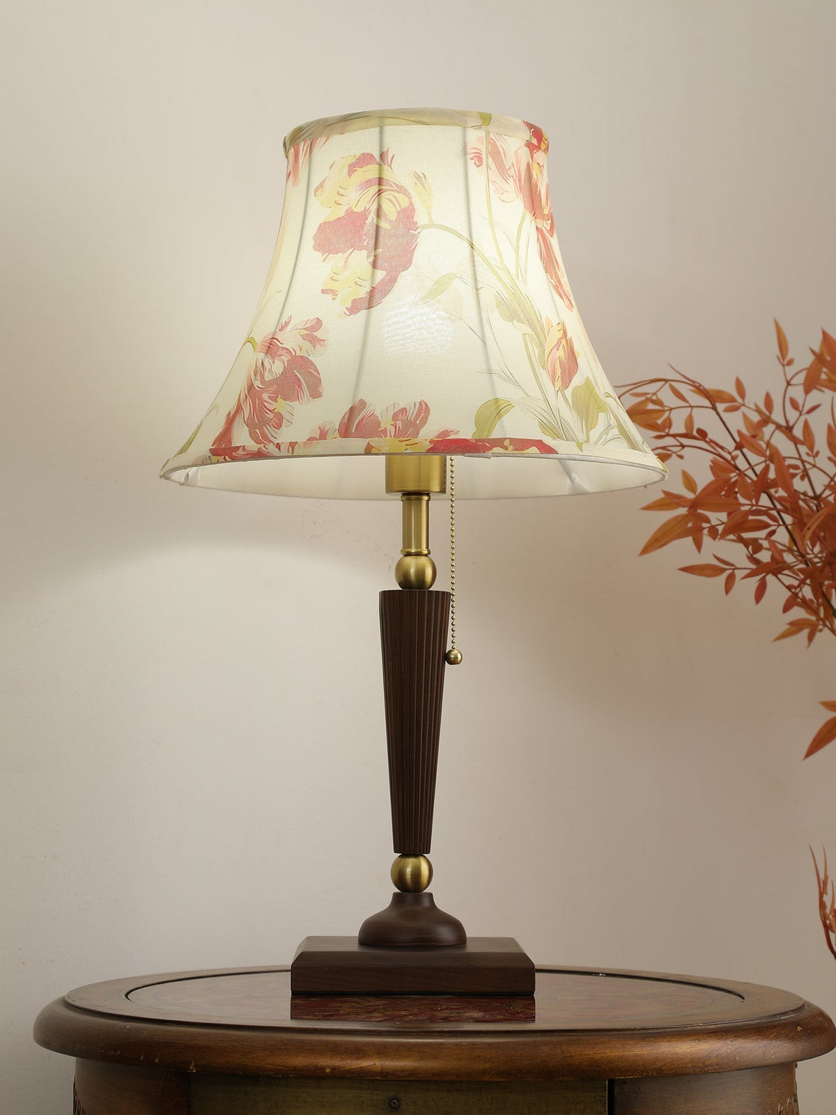 Lampa stołowa Zarw z drewna i płótna