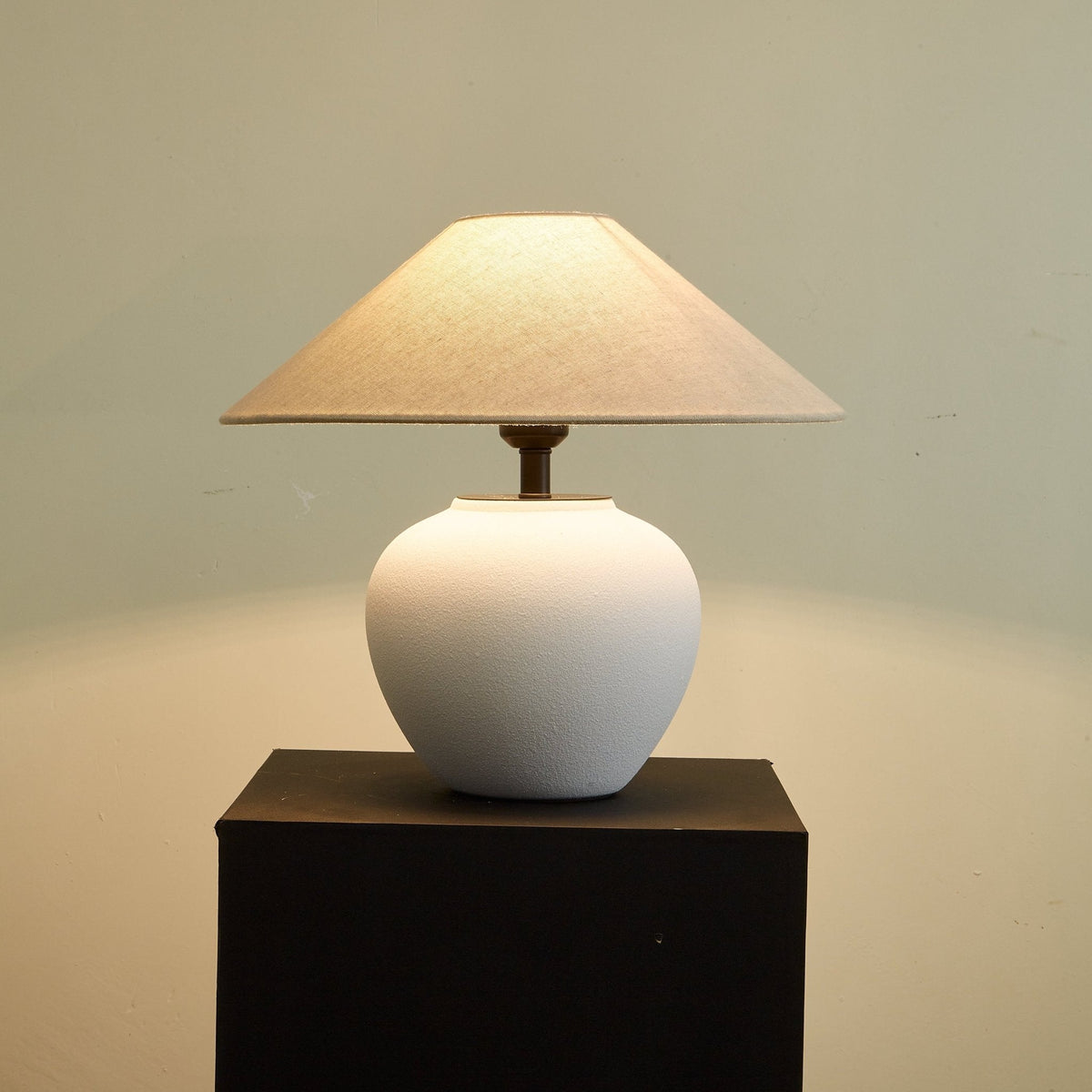 Alba elegancka lampa stołowa ceramiczna