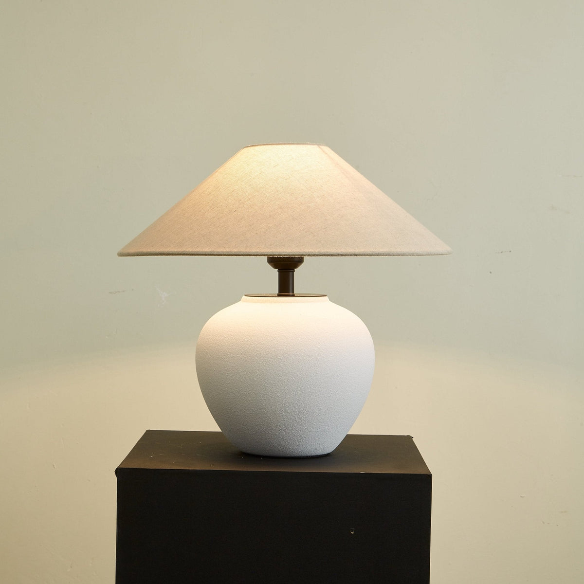 Alba elegancka lampa stołowa ceramiczna