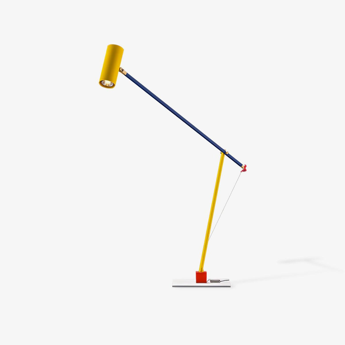 Ember nowoczesna minimalistyczna lampa stołowa