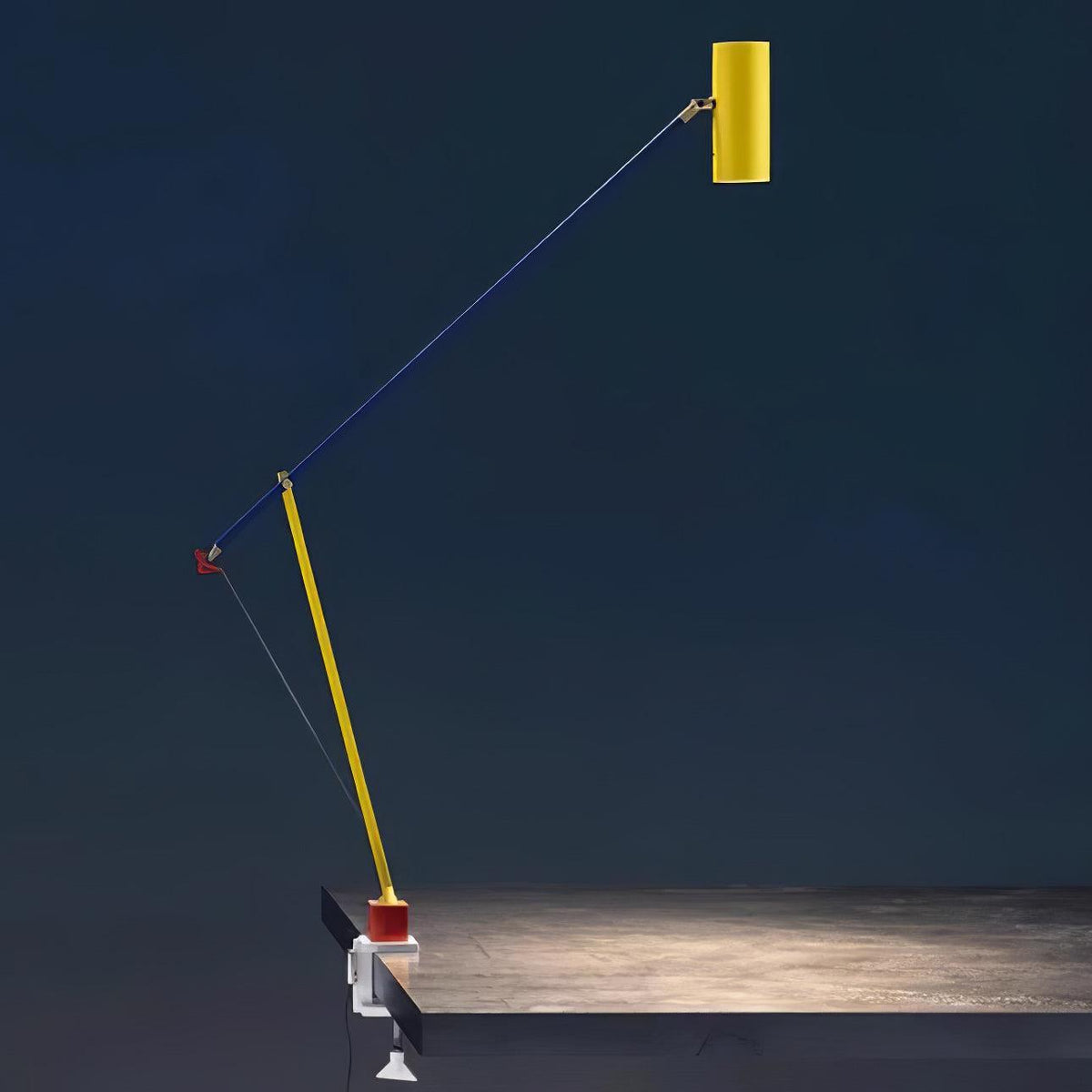 Ember nowoczesna minimalistyczna lampa stołowa