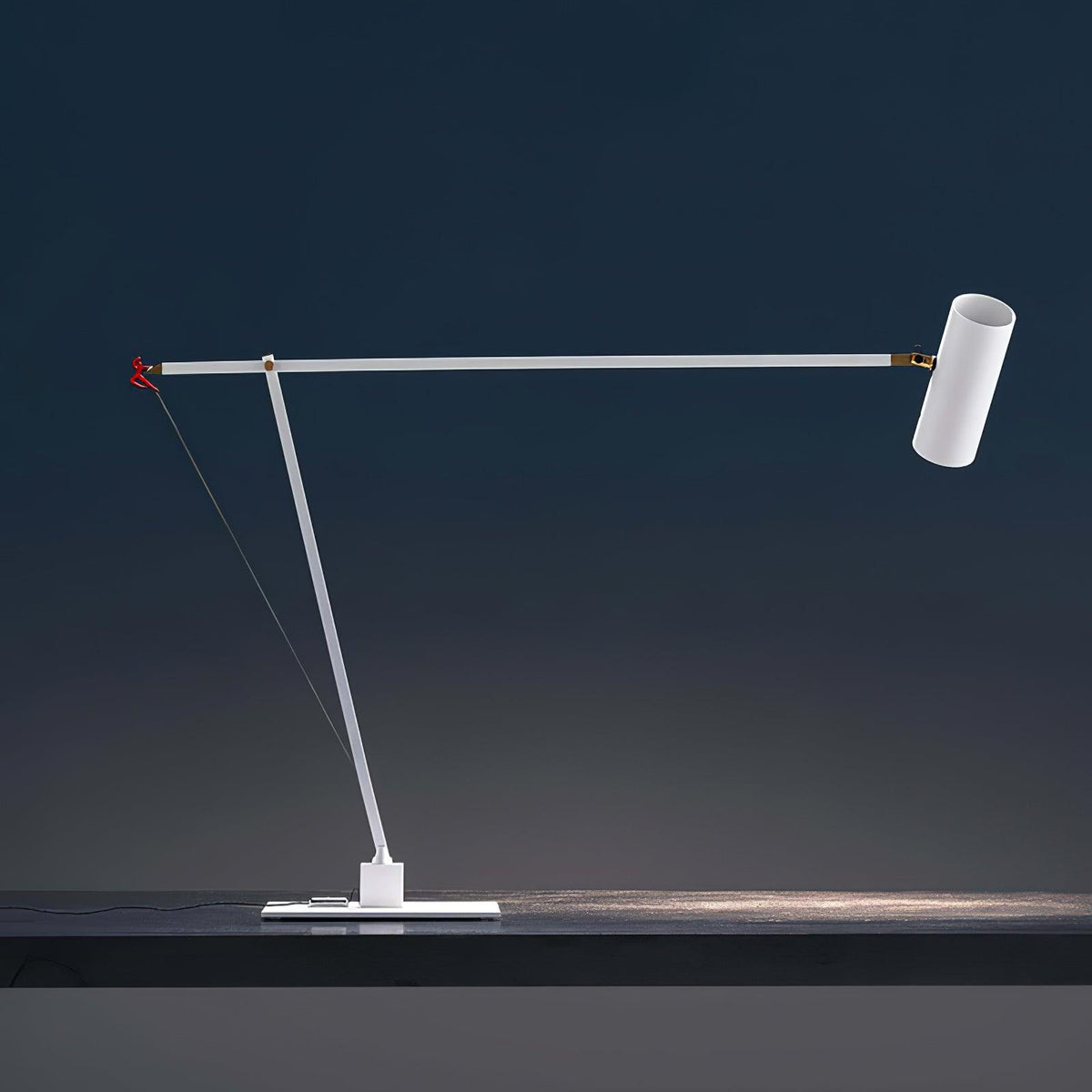 Ember nowoczesna minimalistyczna lampa stołowa