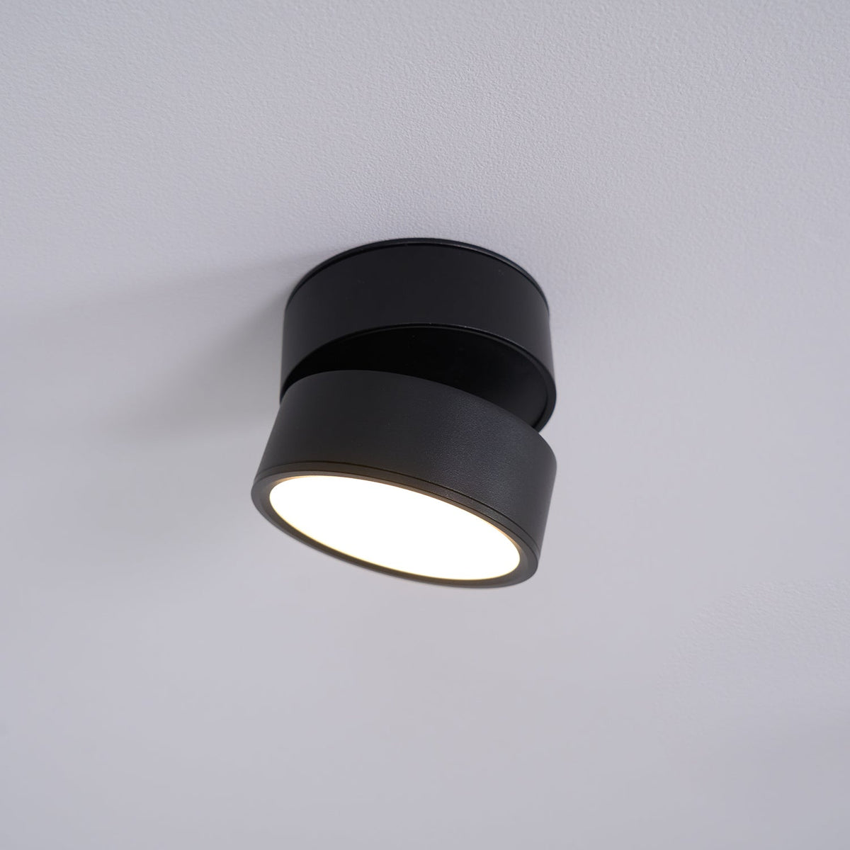 Xavo wtopiona lampa sufitowa punktowa