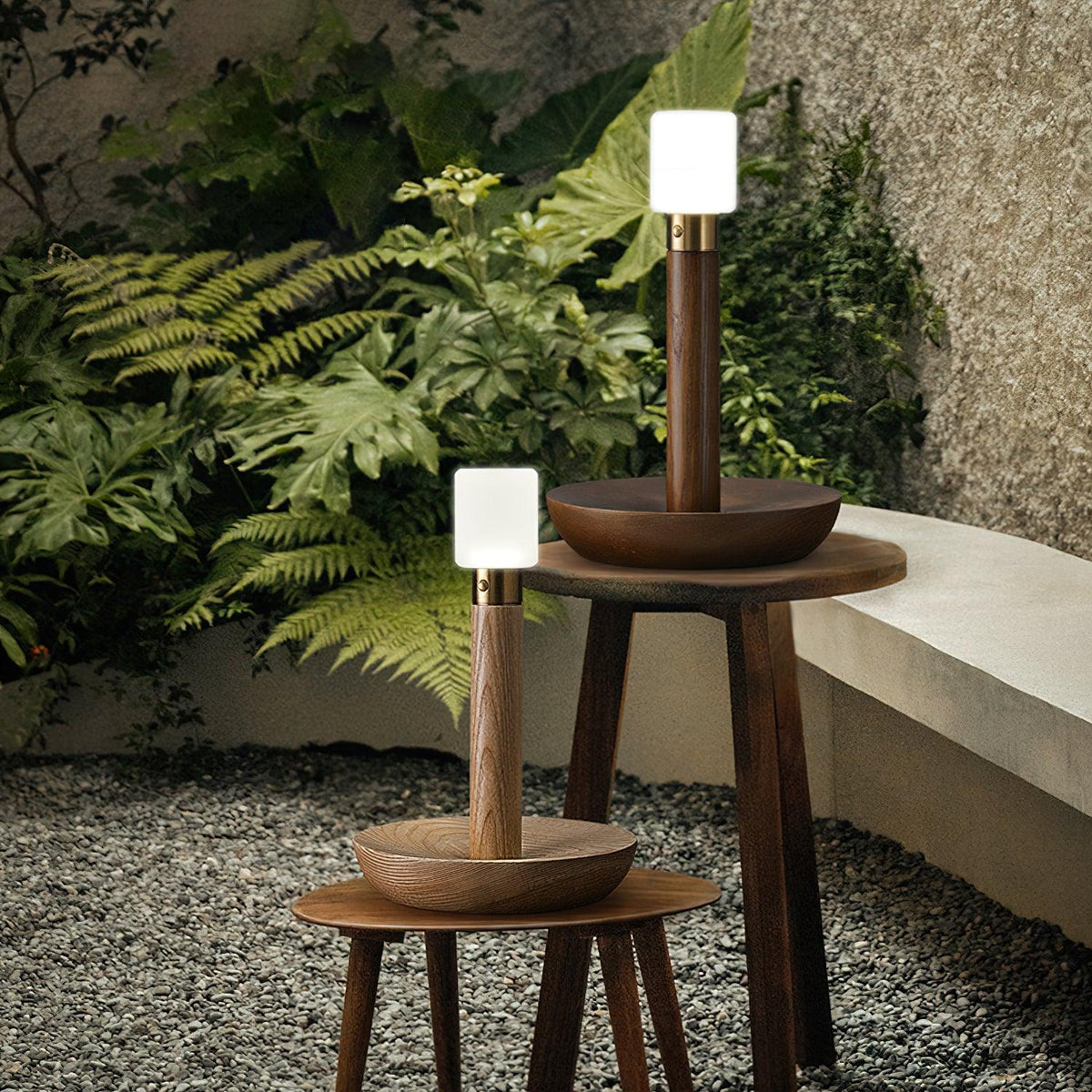 Lumaice minimalistyczna lampa stołowa z drewna