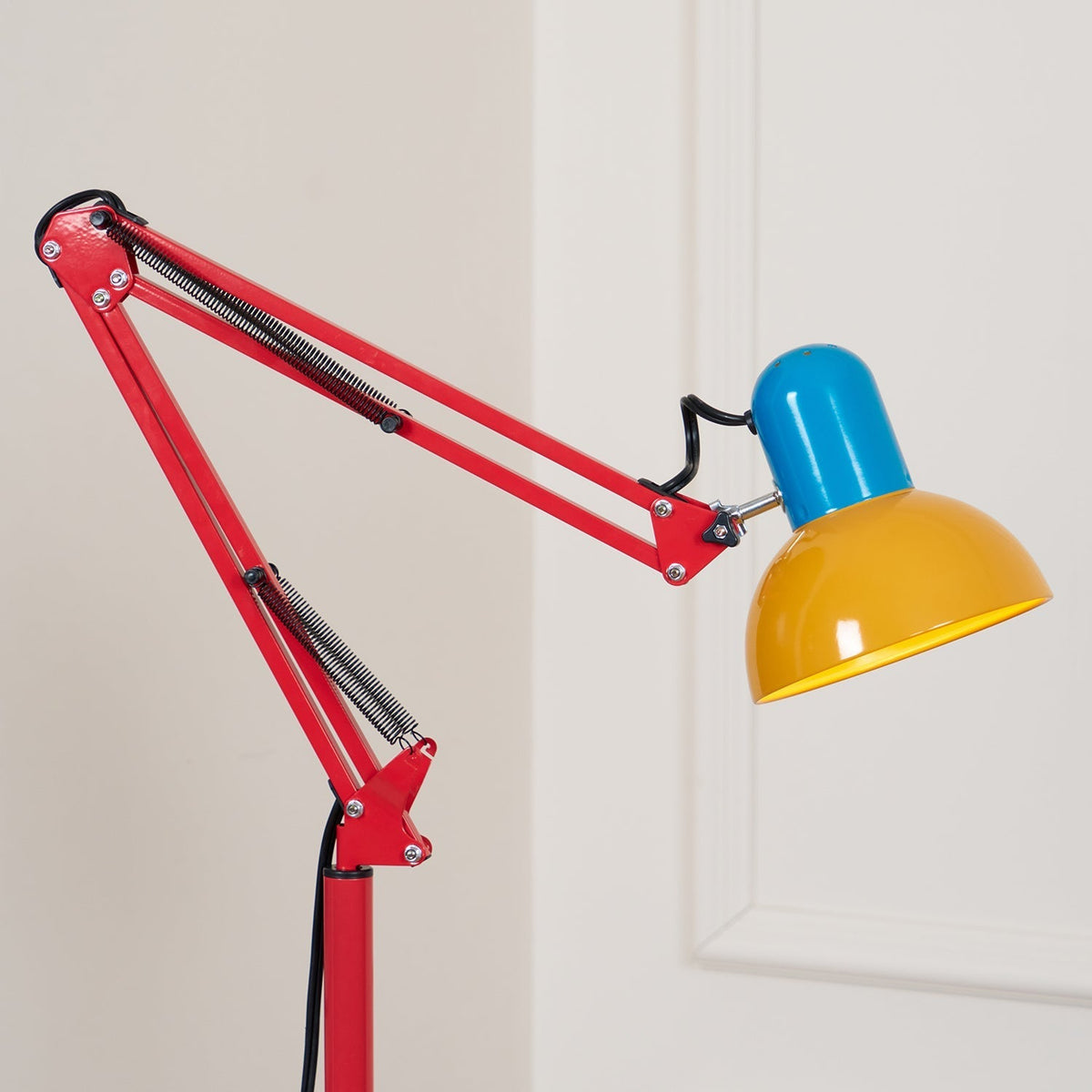 Idoren zabawna lampa stojąca