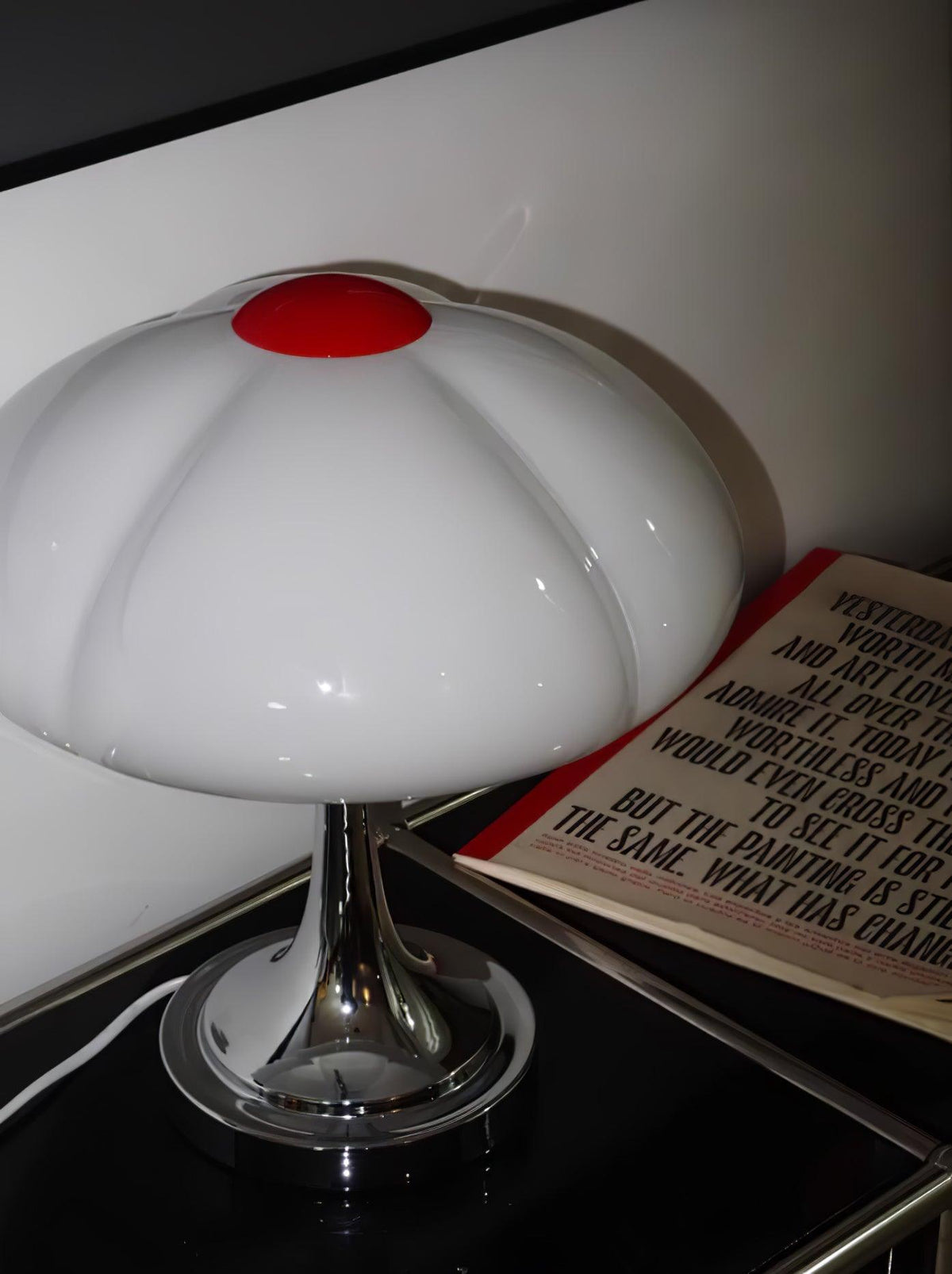Bin nowoczesna lampa stołowa