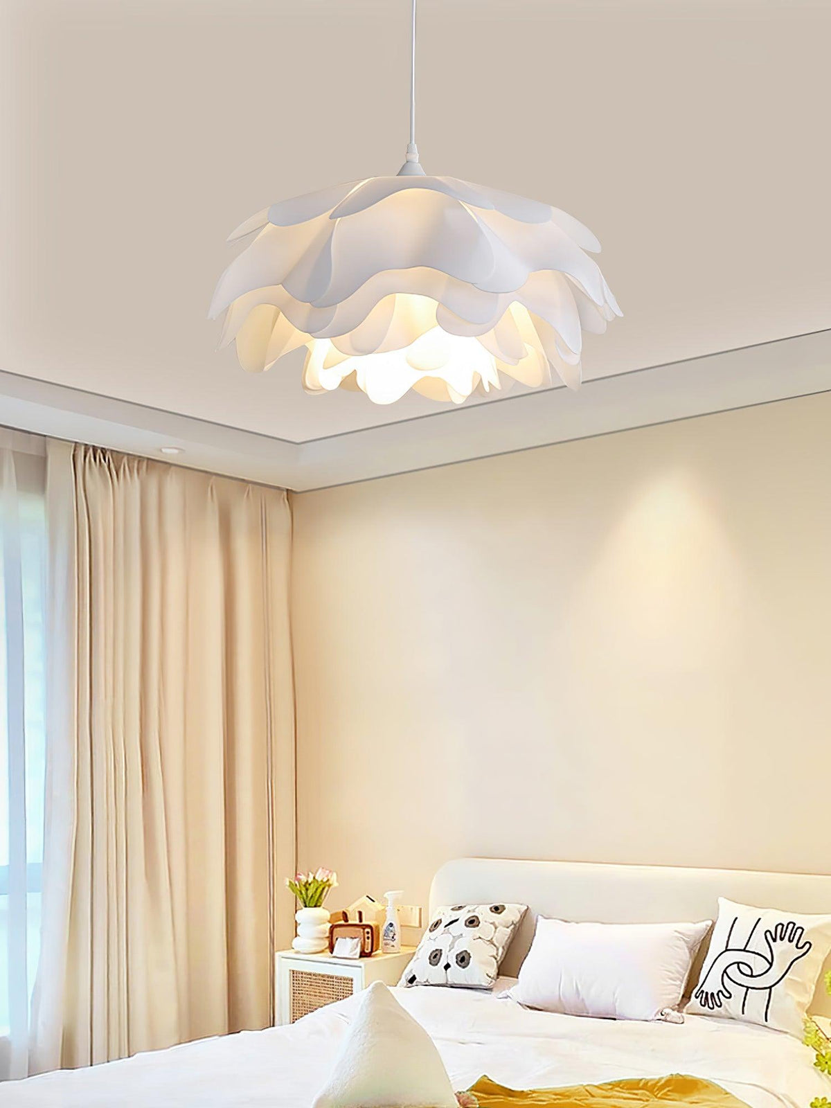 Niv wisząca lampa z motywem kwiatowym