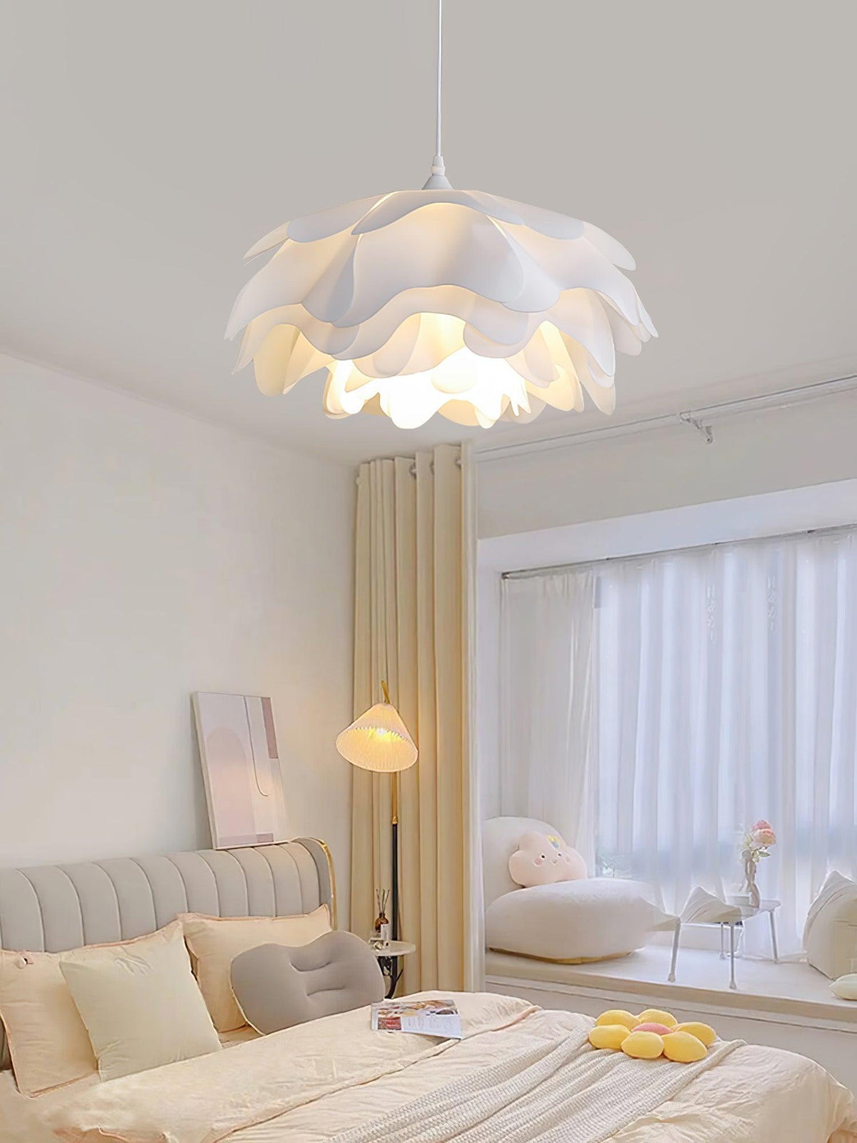 Niv wisząca lampa z motywem kwiatowym