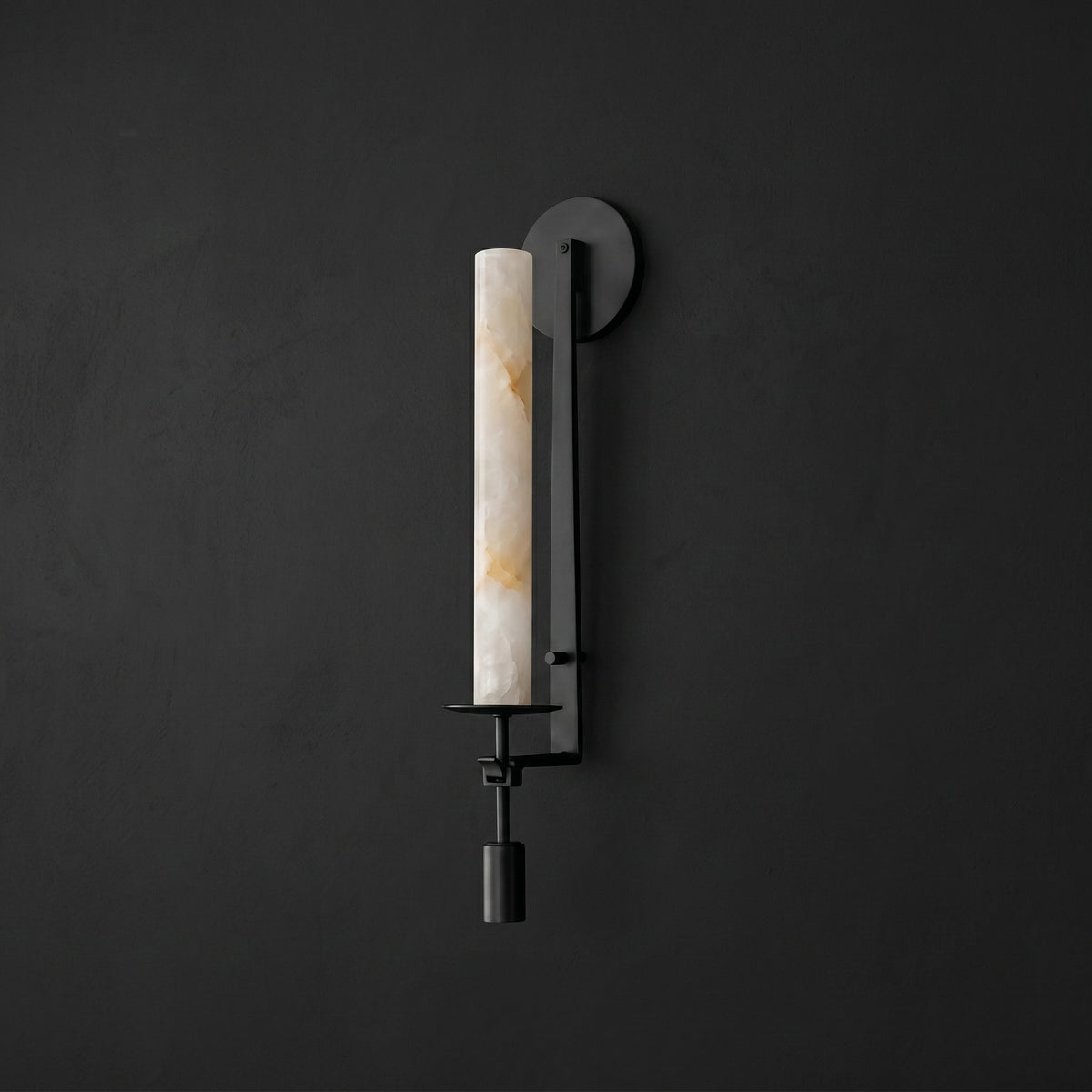 Alabaster kinkiet w stylu francuskim klasycyzm
