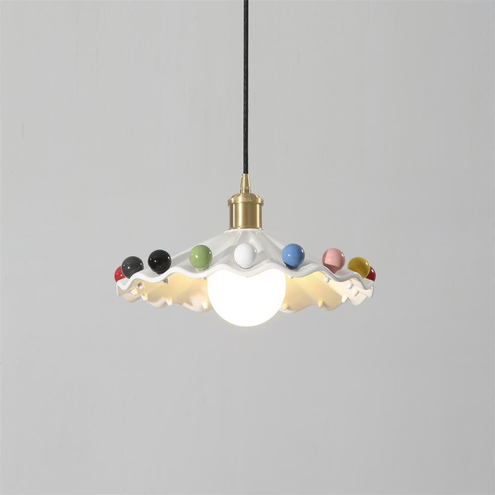 Solvira lampa wisząca z falistą ochronką ceramiczną