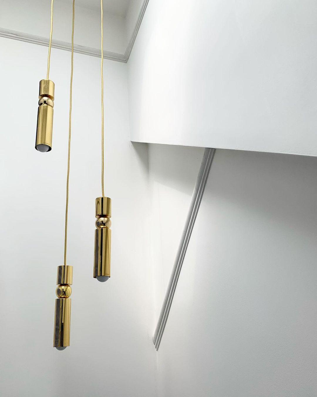 Velkis geometryczna lampa wisząca z aluminium do salonu | Cielum