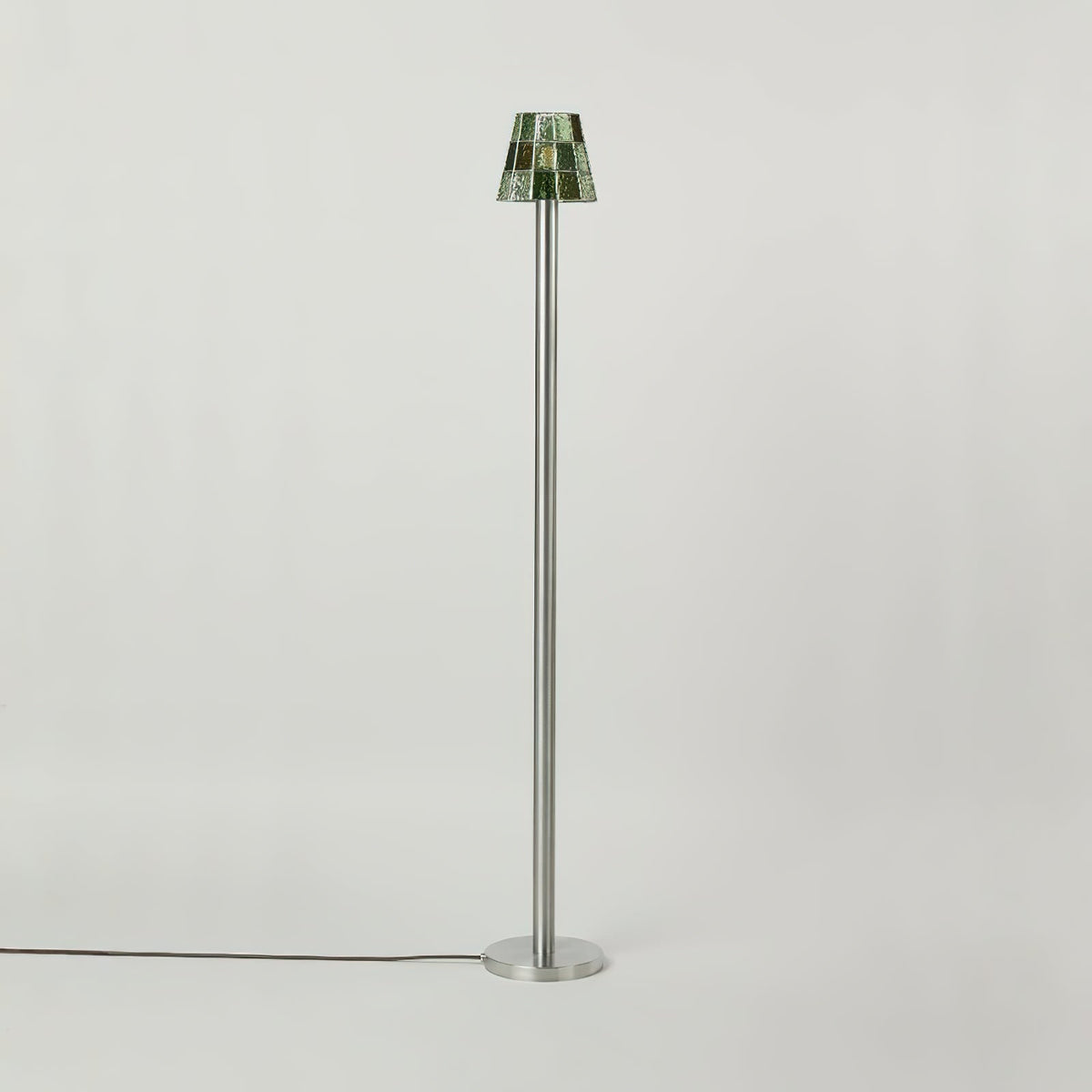 Stark lampa stojąca