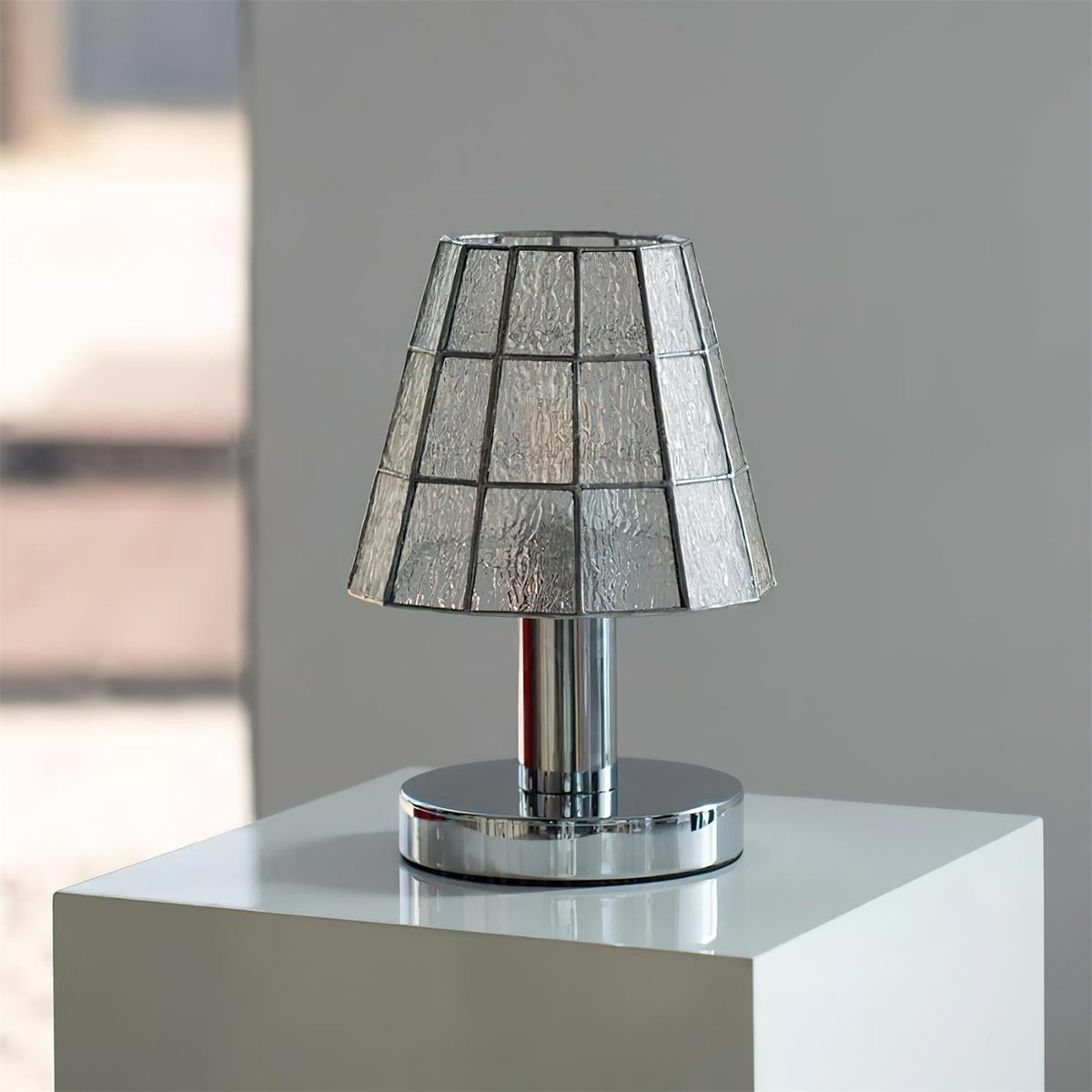Liorivira lampa stołowa
