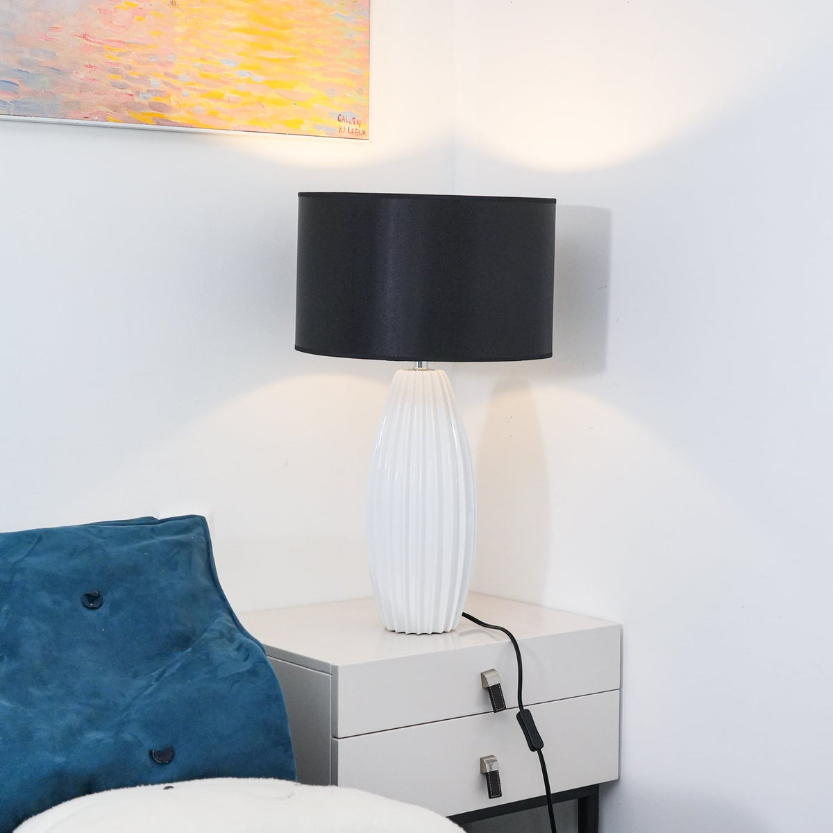 Terioina nowoczesna lampa stołowa z ceramiki