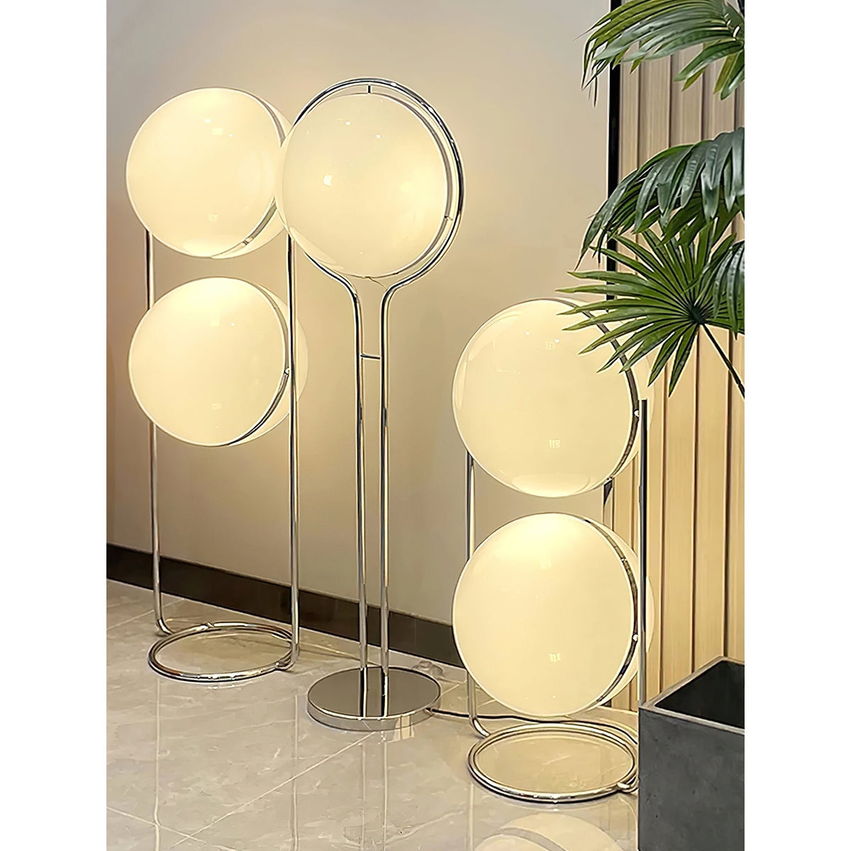 Elaanella lampa stojąca
