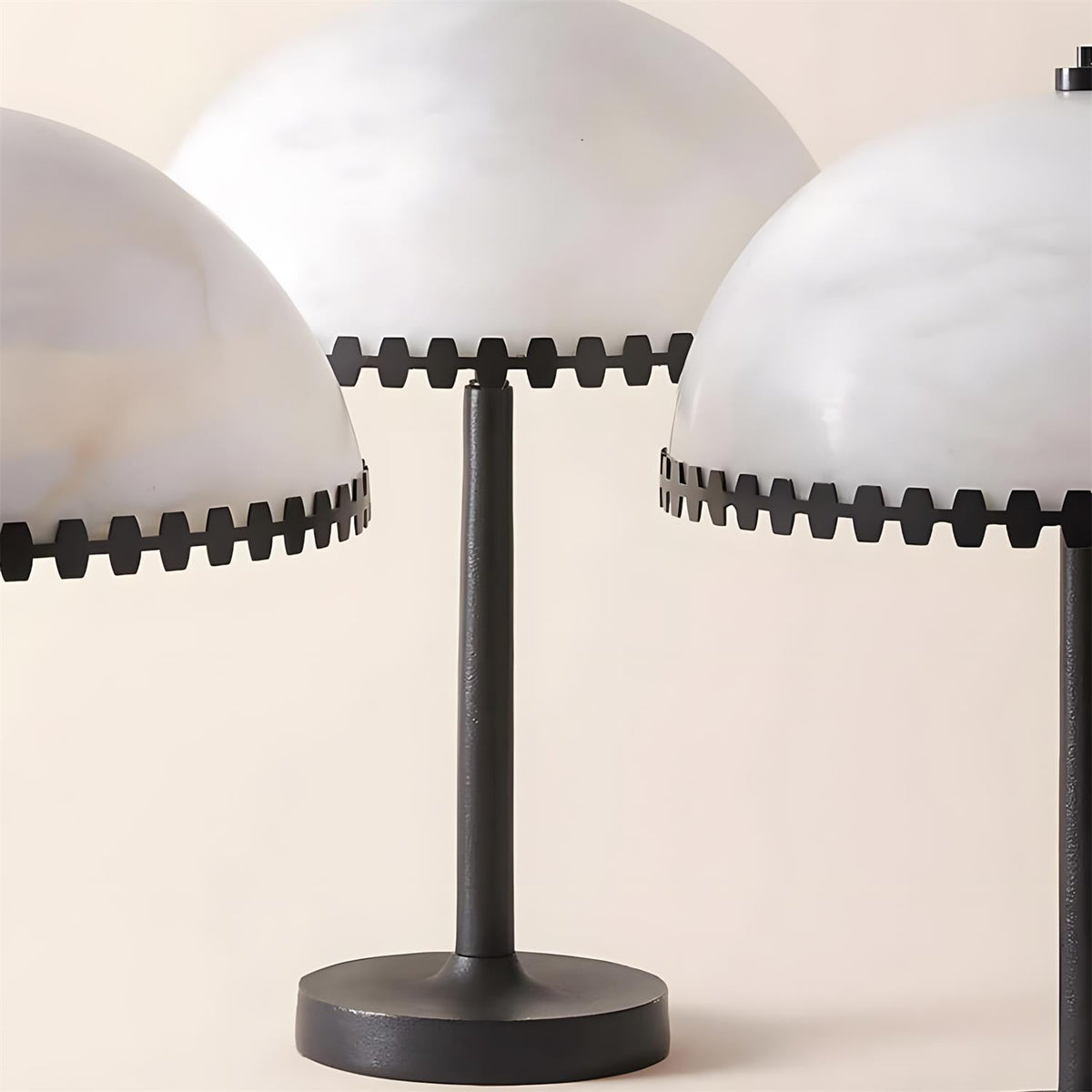 Selalaya lampa stołowa
