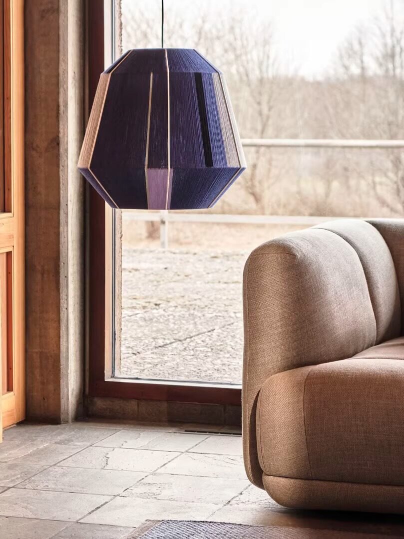 Lampa wisząca w kształcie latarni z ręcznie nawijanego płótna