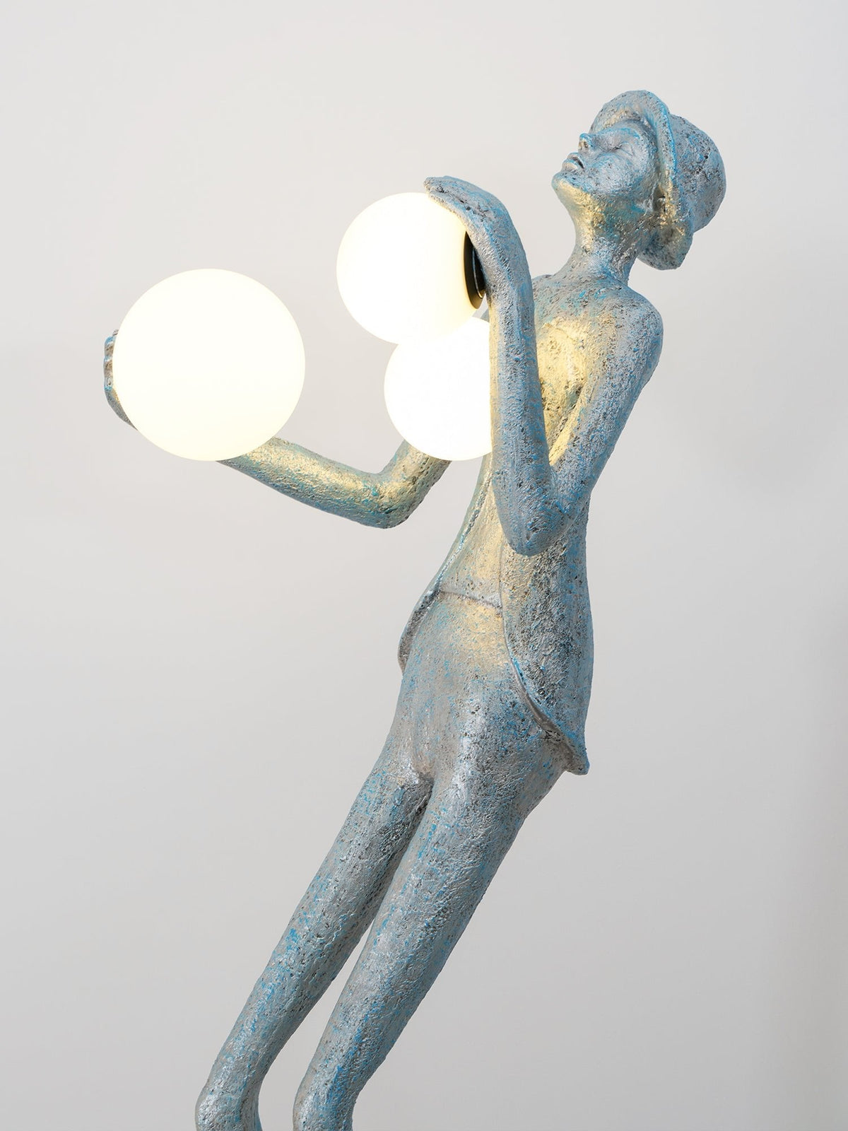 Evlirir artystyczna lampa stojąca z brązu