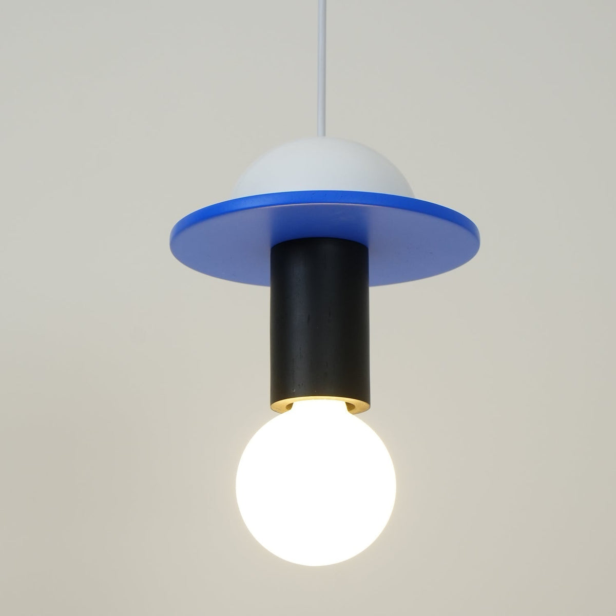 Gram nowoczesna lampa wisząca ze szkła