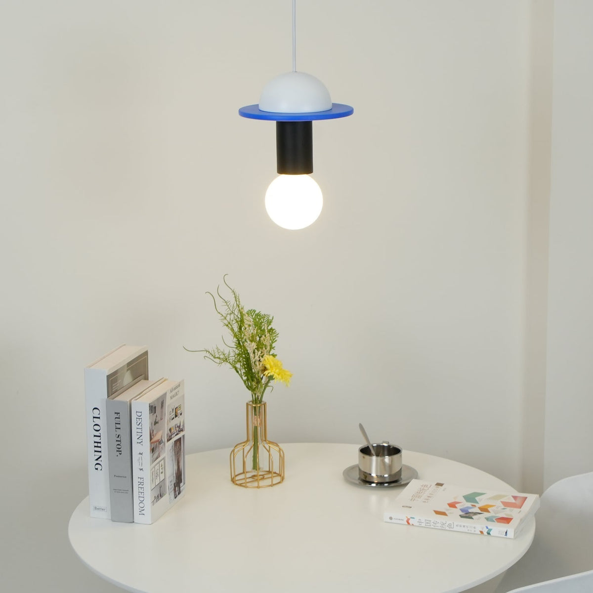 Gram nowoczesna lampa wisząca ze szkła