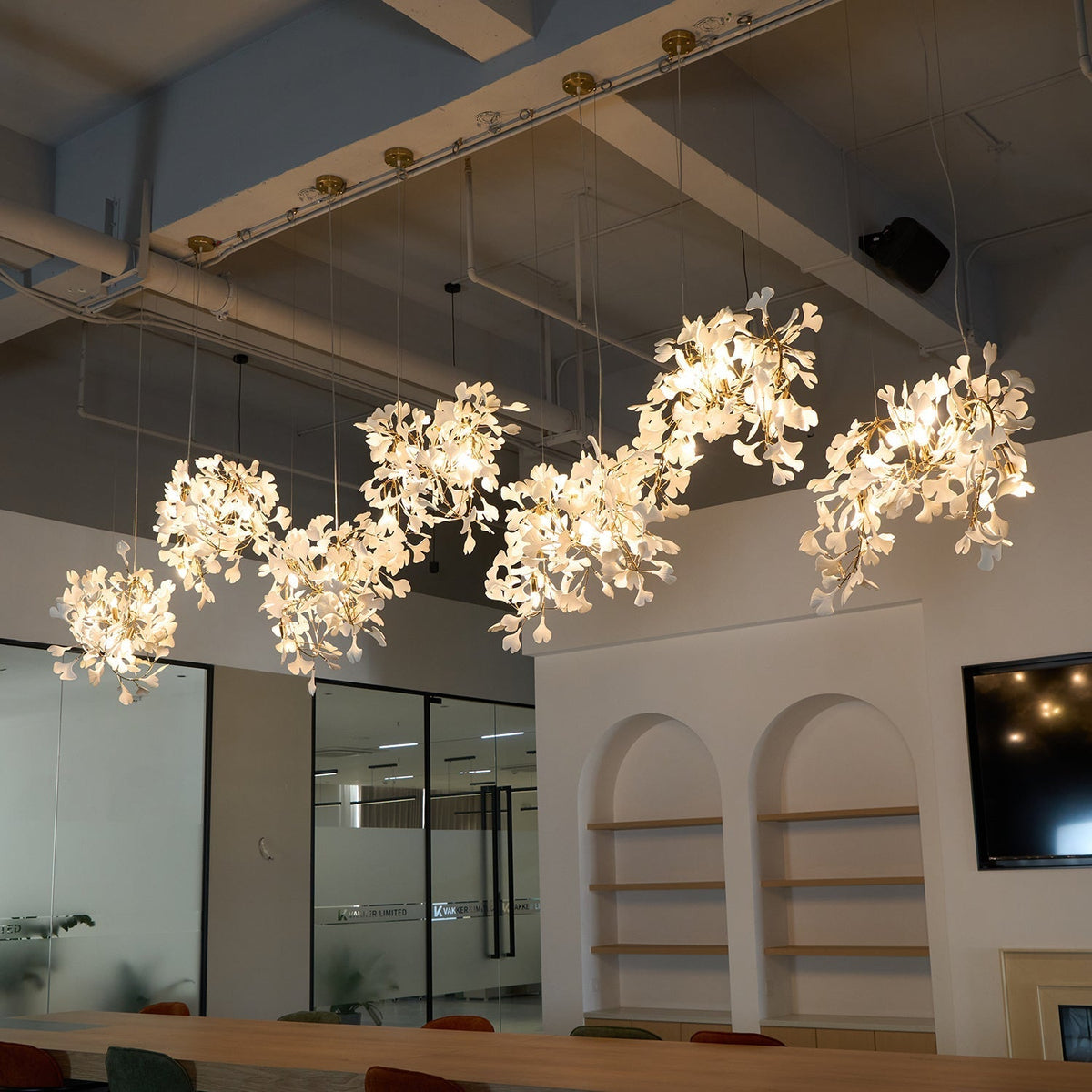 Ririxel żyrandol Gingko ceramiczne płatki złoto