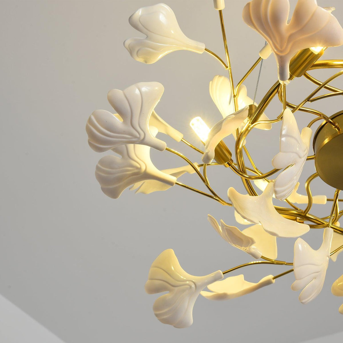 Auriora lampa wisząca Gingko liście ceramiczne złoto