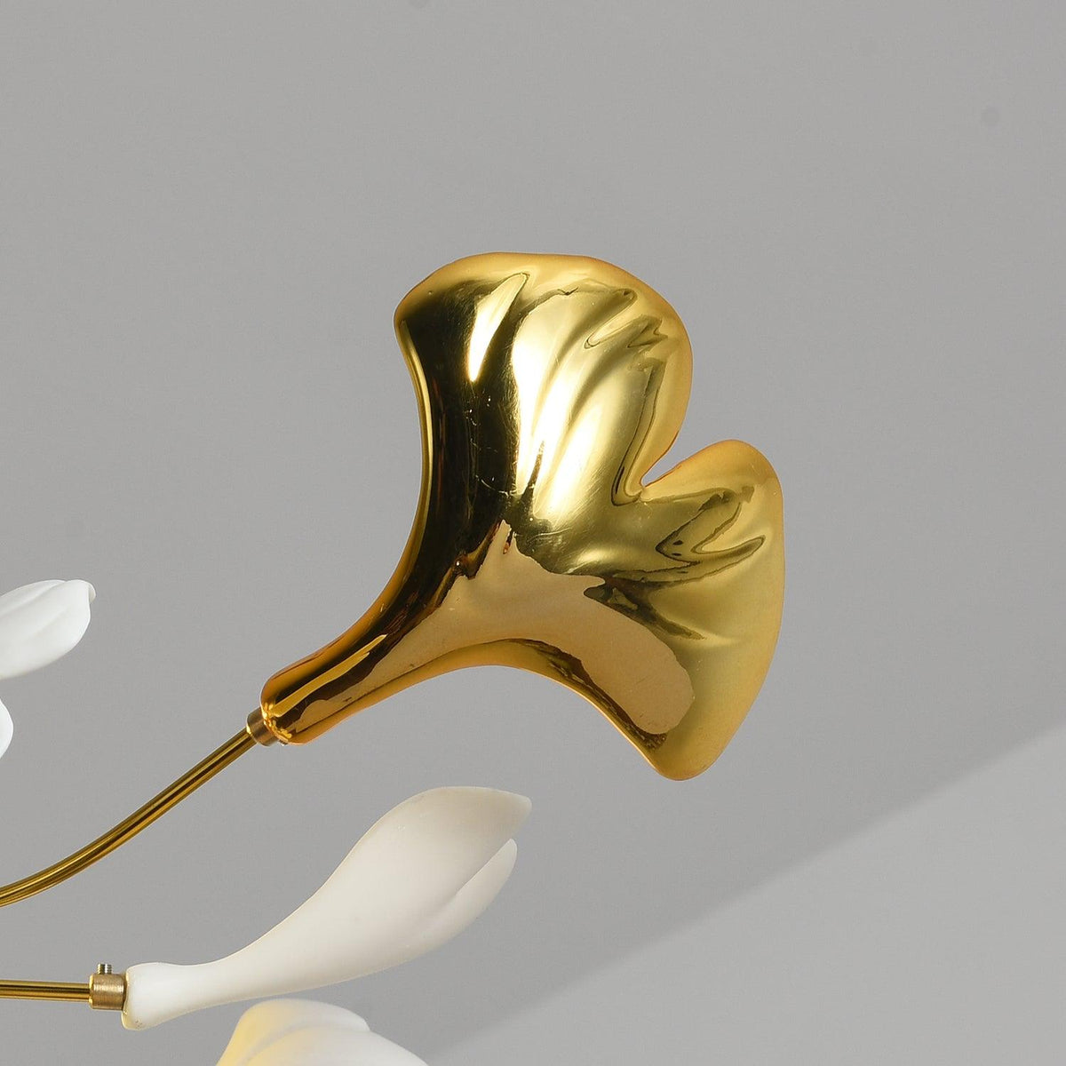 Auriora lampa wisząca Gingko liście ceramiczne złoto