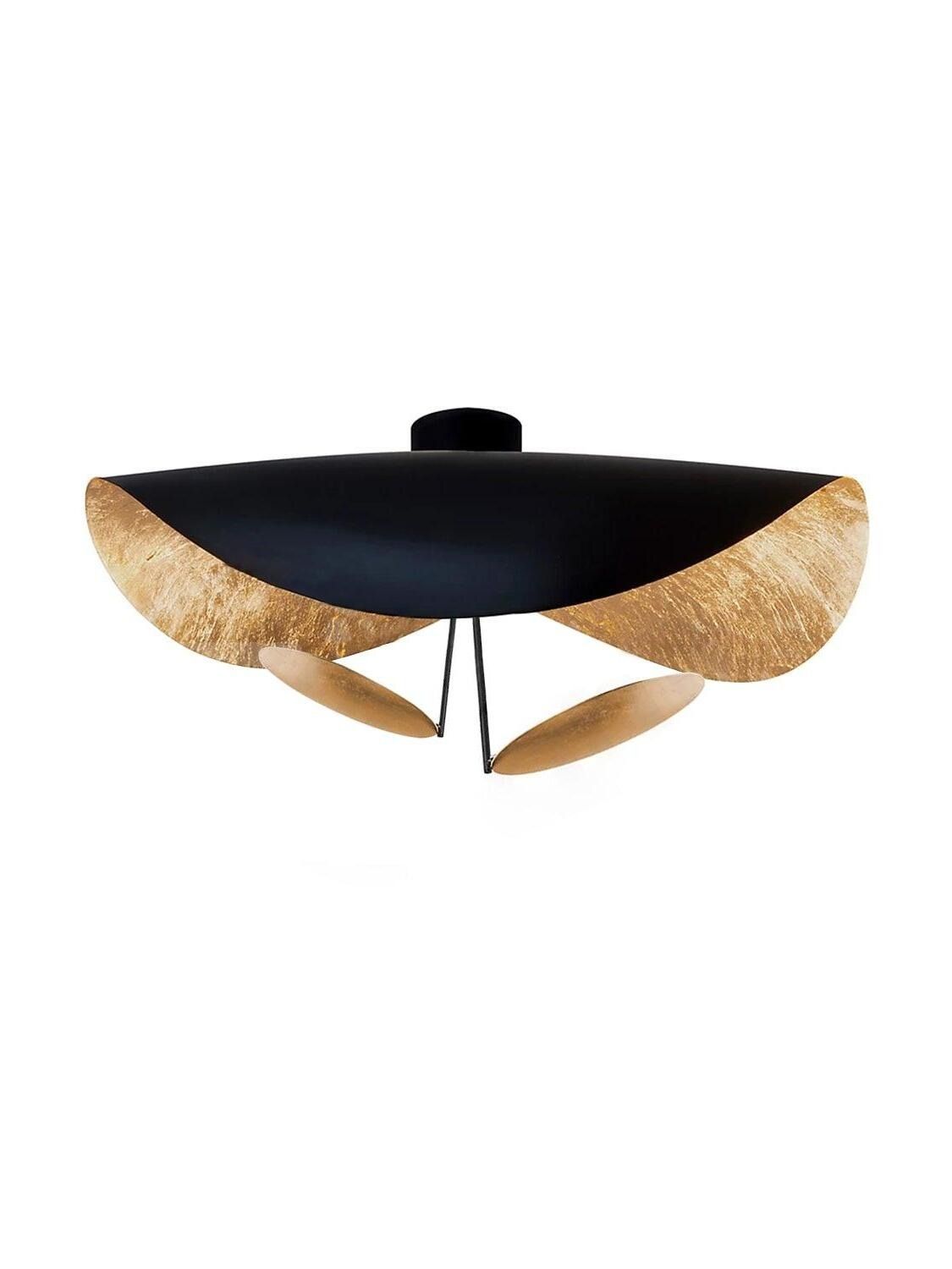 Lampa sufitowa Solara z wygiętym abażynem i złotym wnętrzem