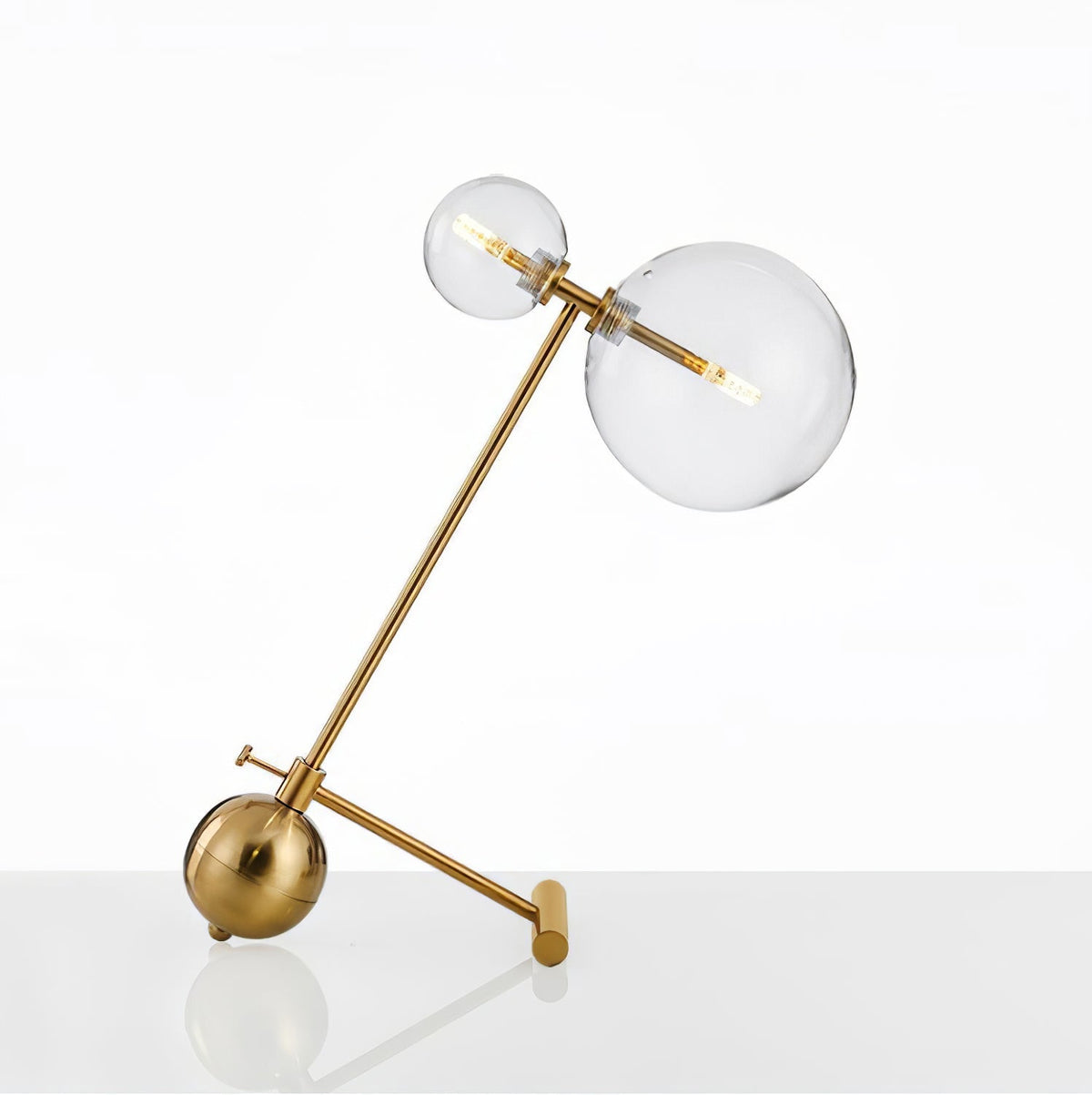 Deno nowoczesna lampa stołowa